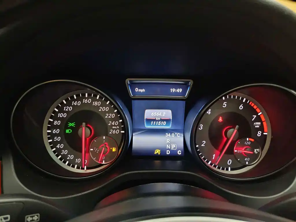 Mercedes-Benz GLA — миниатюра 34