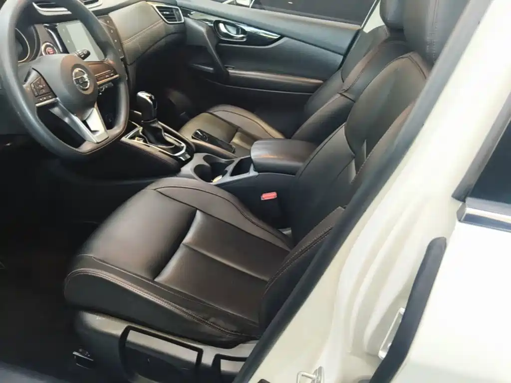 Nissan Qashqai — миниатюра 15
