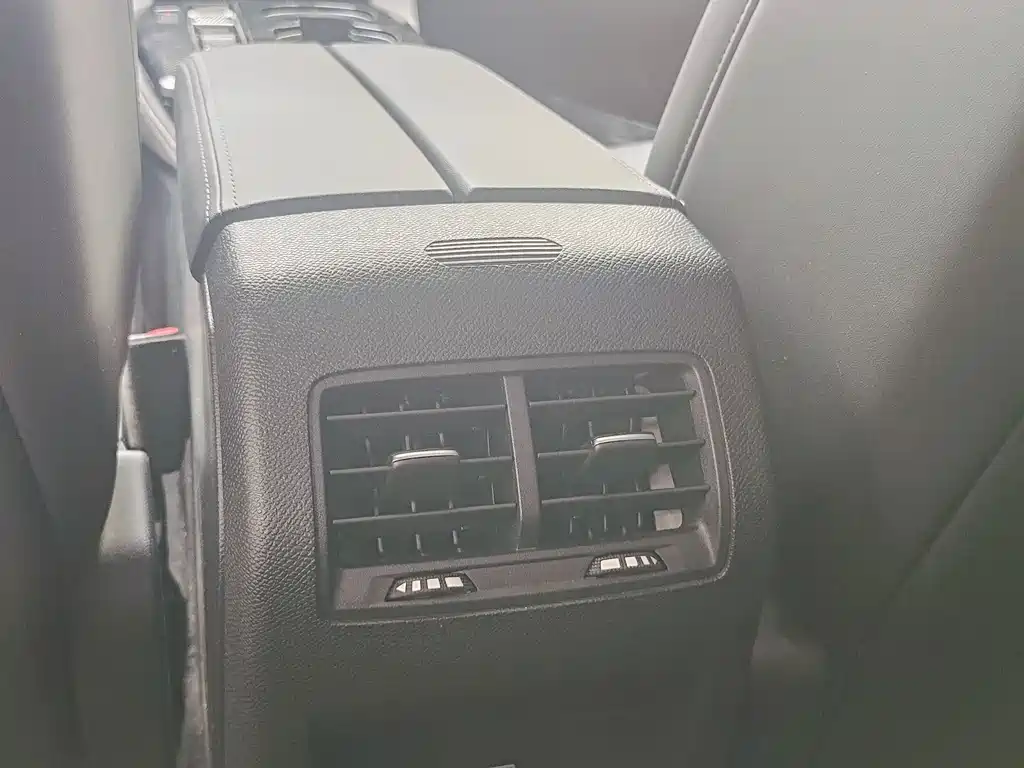 Citroen C5 X — миниатюра 16