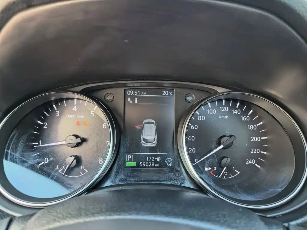 Nissan Qashqai — миниатюра 9