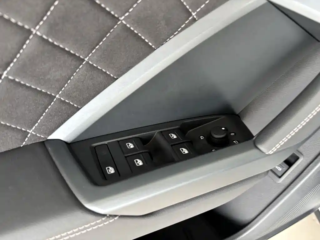 Audi Q3 Sportback — миниатюра 11