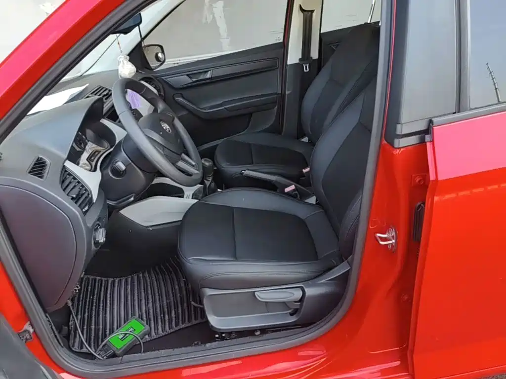 Skoda Fabia — миниатюра 15