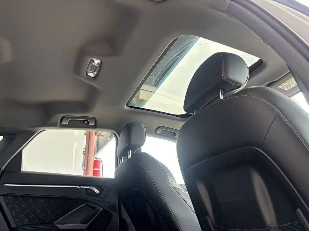 Audi Q3 Sportback — миниатюра 29