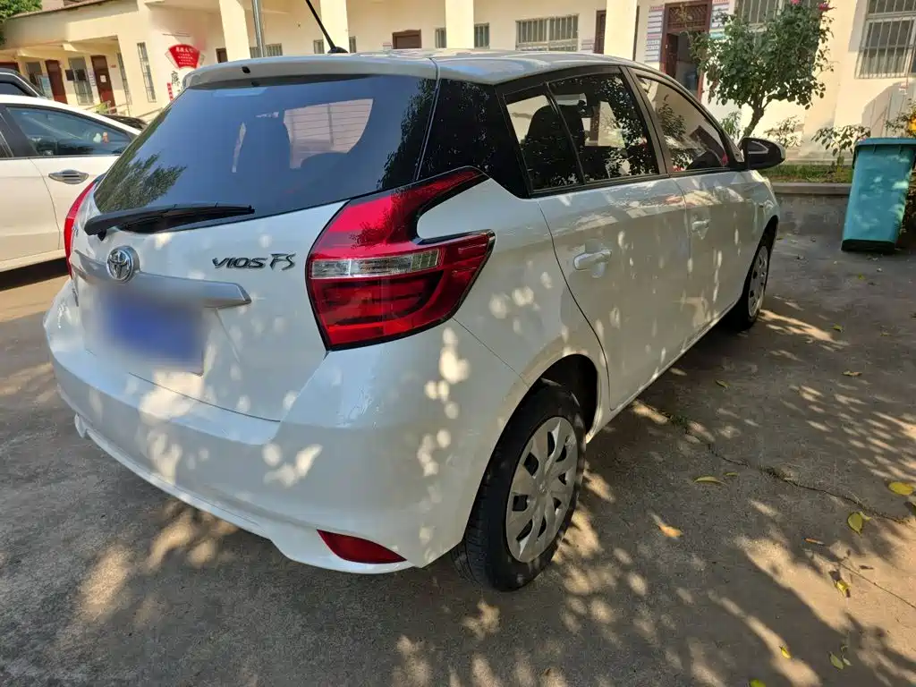 Toyota Vios — миниатюра 9
