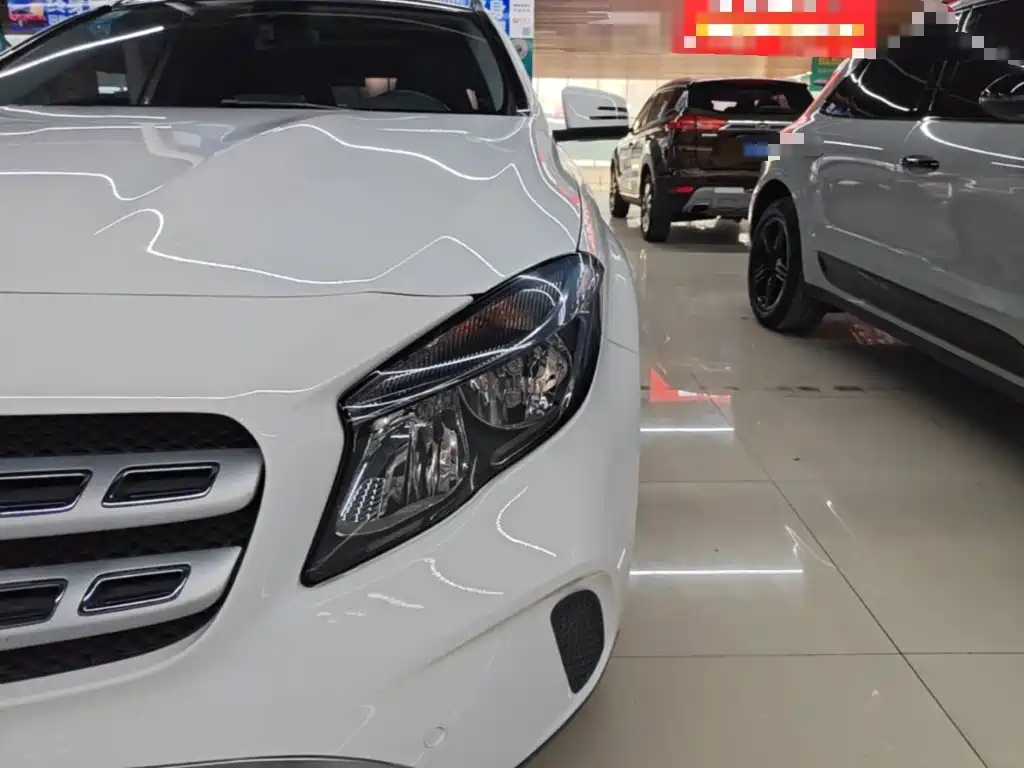 Mercedes-Benz GLA — миниатюра 24