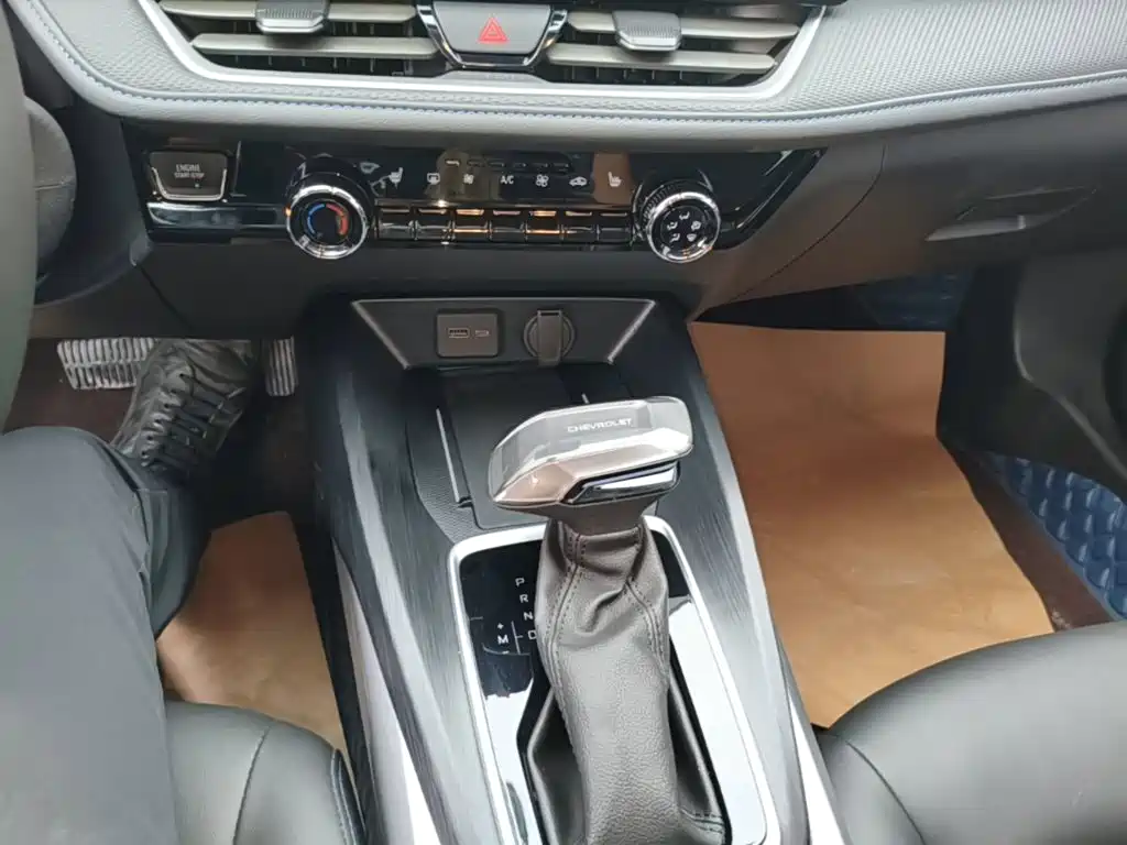 Chevrolet Monza — миниатюра 14