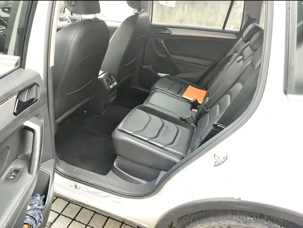 Volkswagen Tiguan L — миниатюра 14