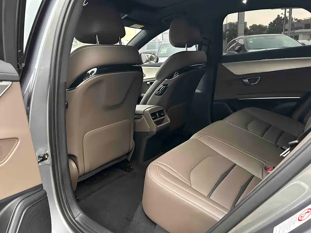 BYD Han — миниатюра 19