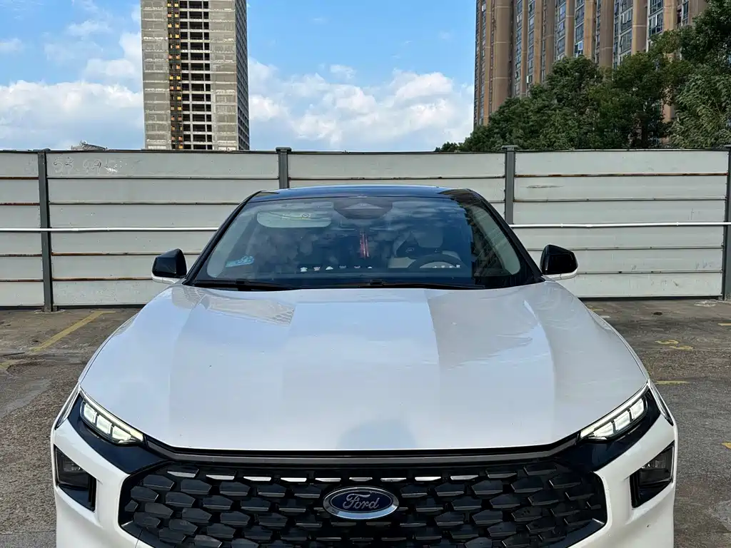 Ford Mondeo — миниатюра 2