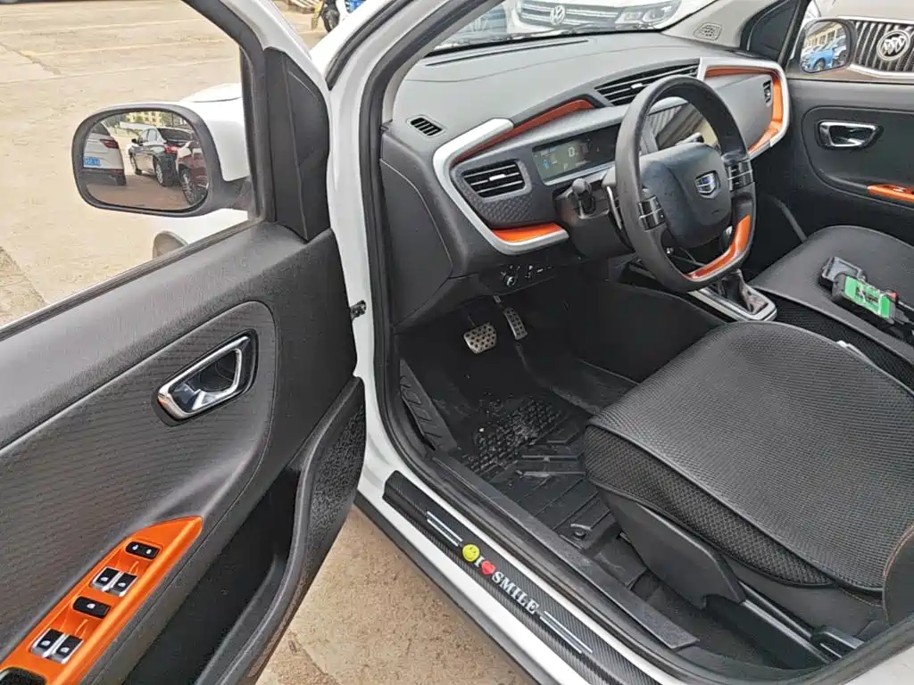 Geely Vision X1 — миниатюра 16