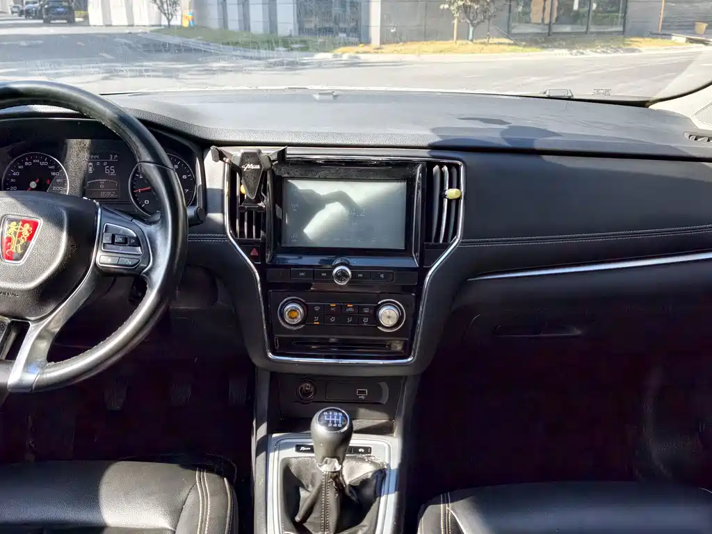 Roewe i6 Classic — миниатюра 15