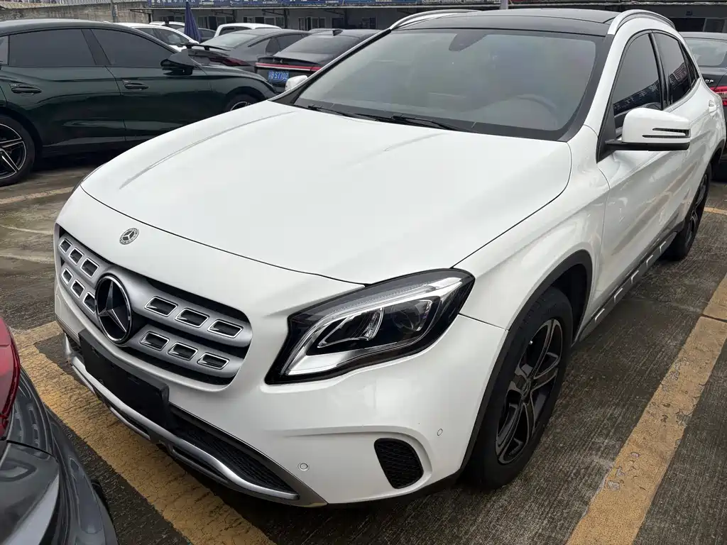 Mercedes-Benz GLA — миниатюра 2