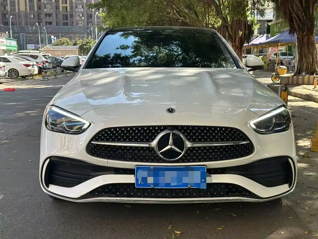 Mercedes-Benz C-Class — миниатюра 2