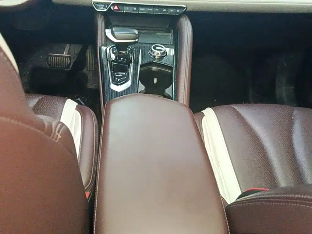 Geely Xingyue L — миниатюра 14