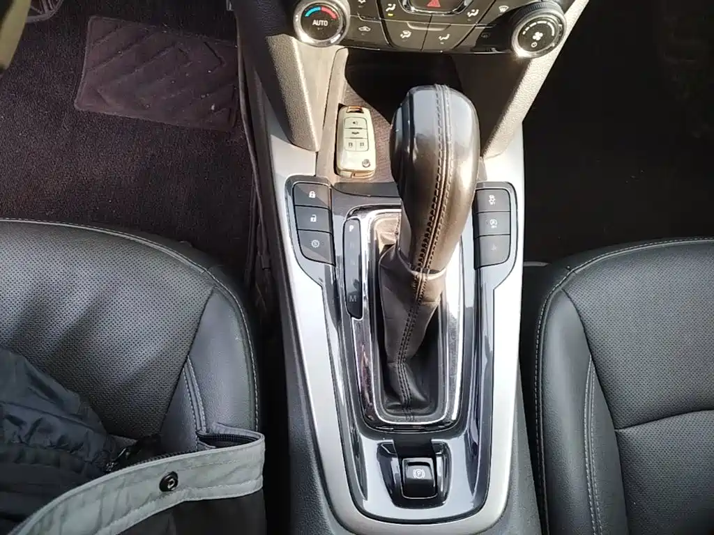 Chevrolet Malibu — миниатюра 14