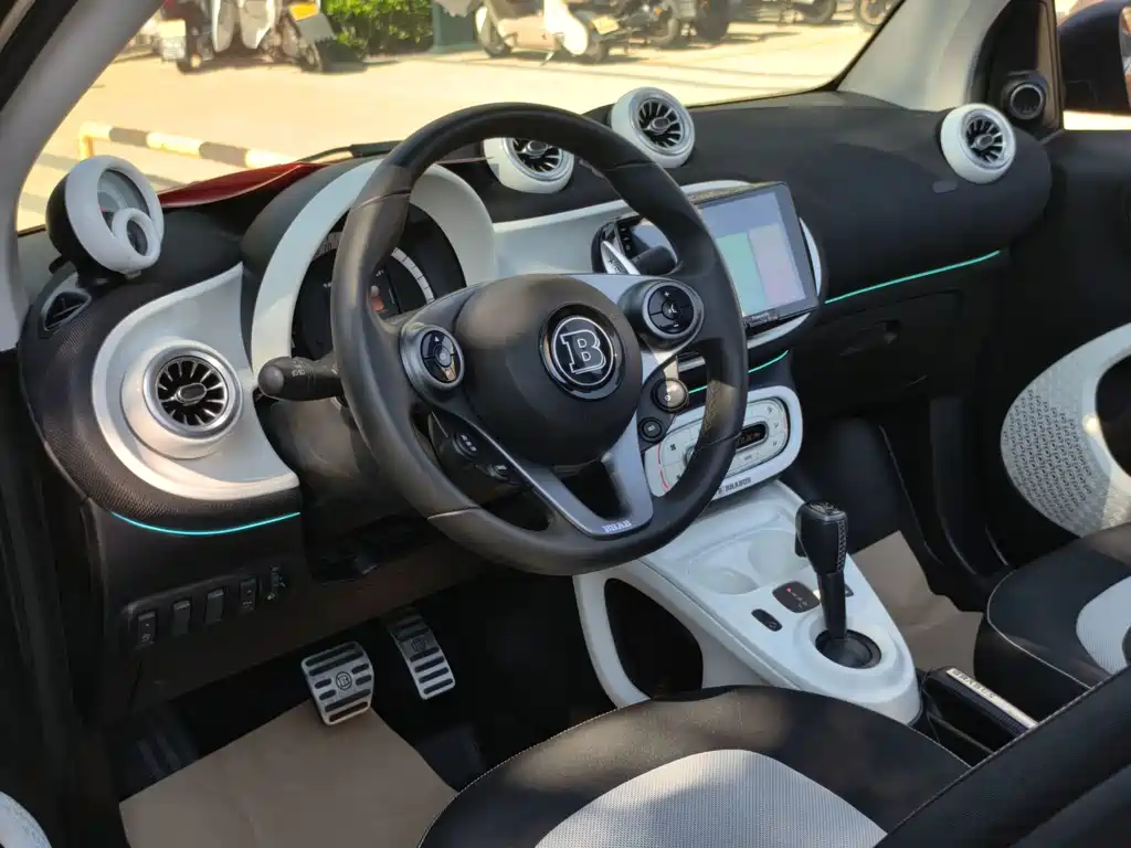 smart Smart Fortwo — миниатюра 13