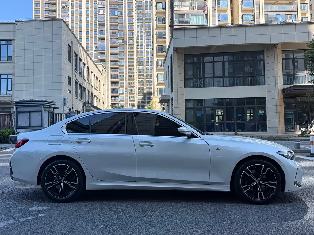 BMW 3 Series — миниатюра 19