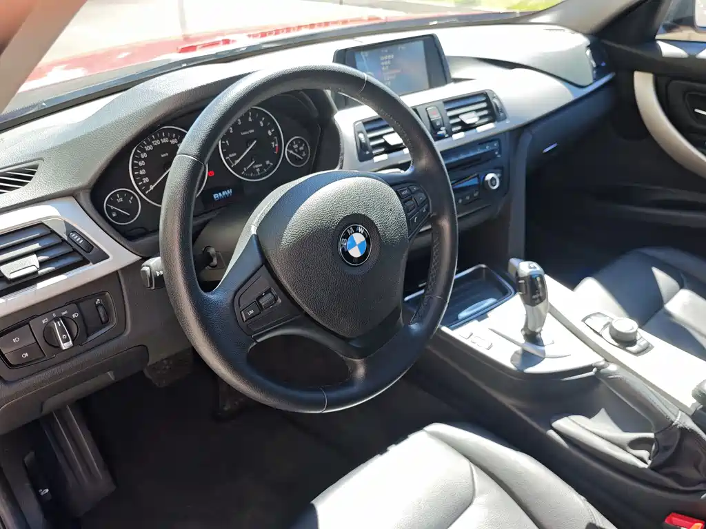 BMW 3 Series — миниатюра 25