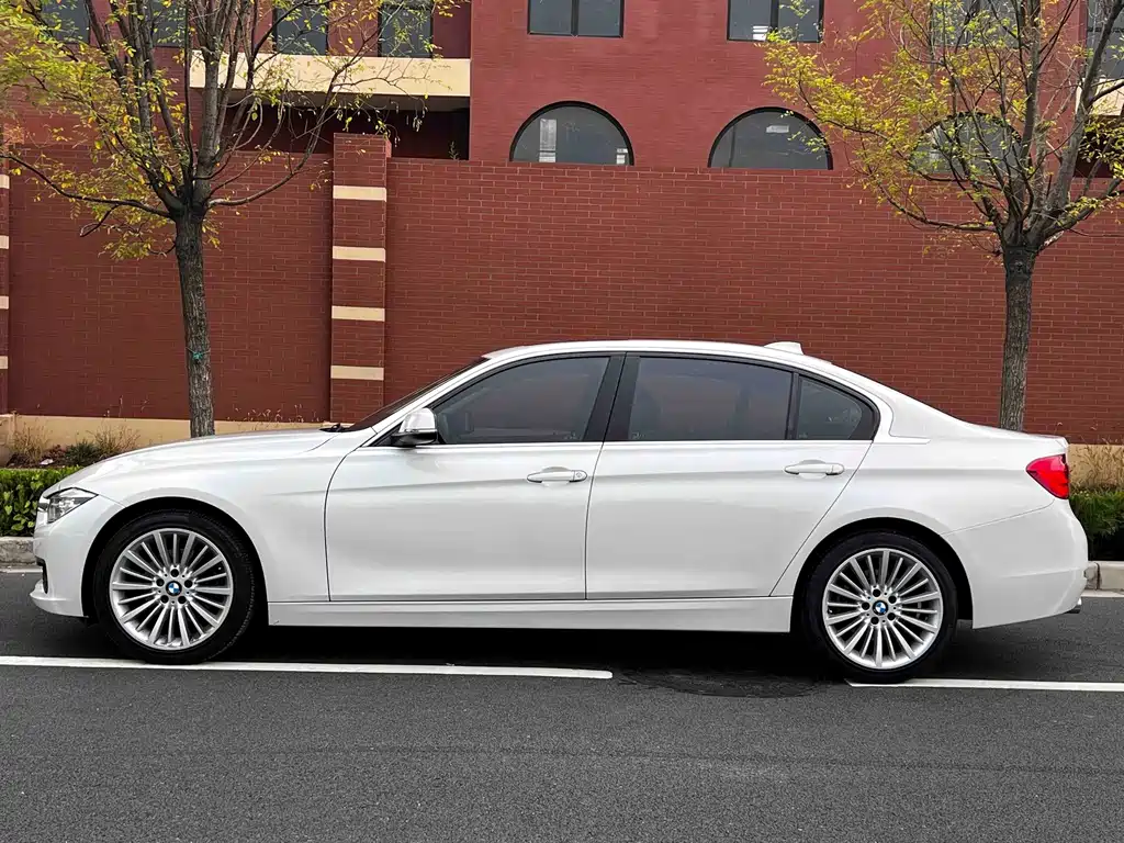 BMW 3 Series — миниатюра 5
