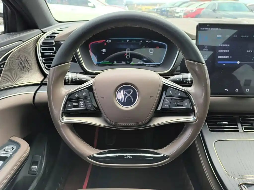 BYD Han — миниатюра 11