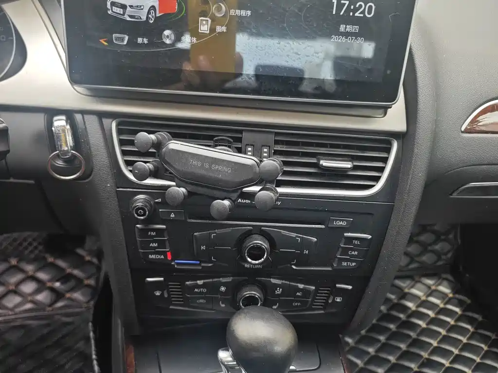 Audi A4L — миниатюра 11