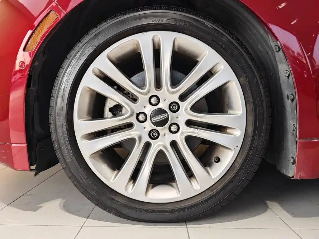 Lincoln MKZ 2014 2.0T