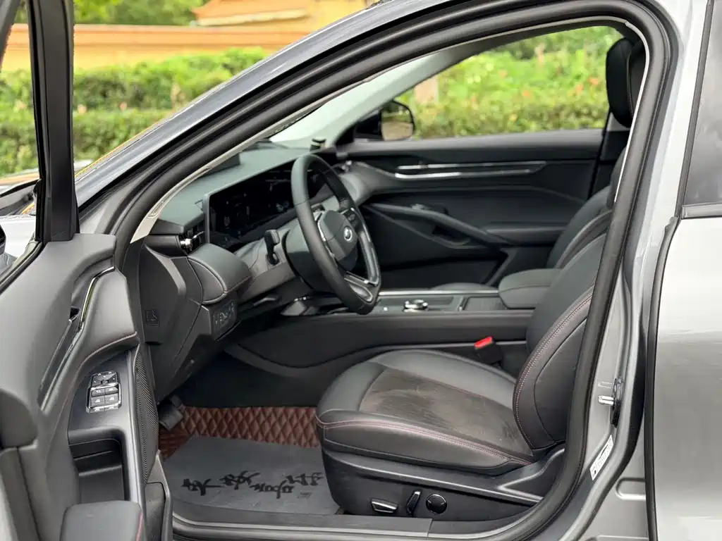 Ford Mondeo — миниатюра 8
