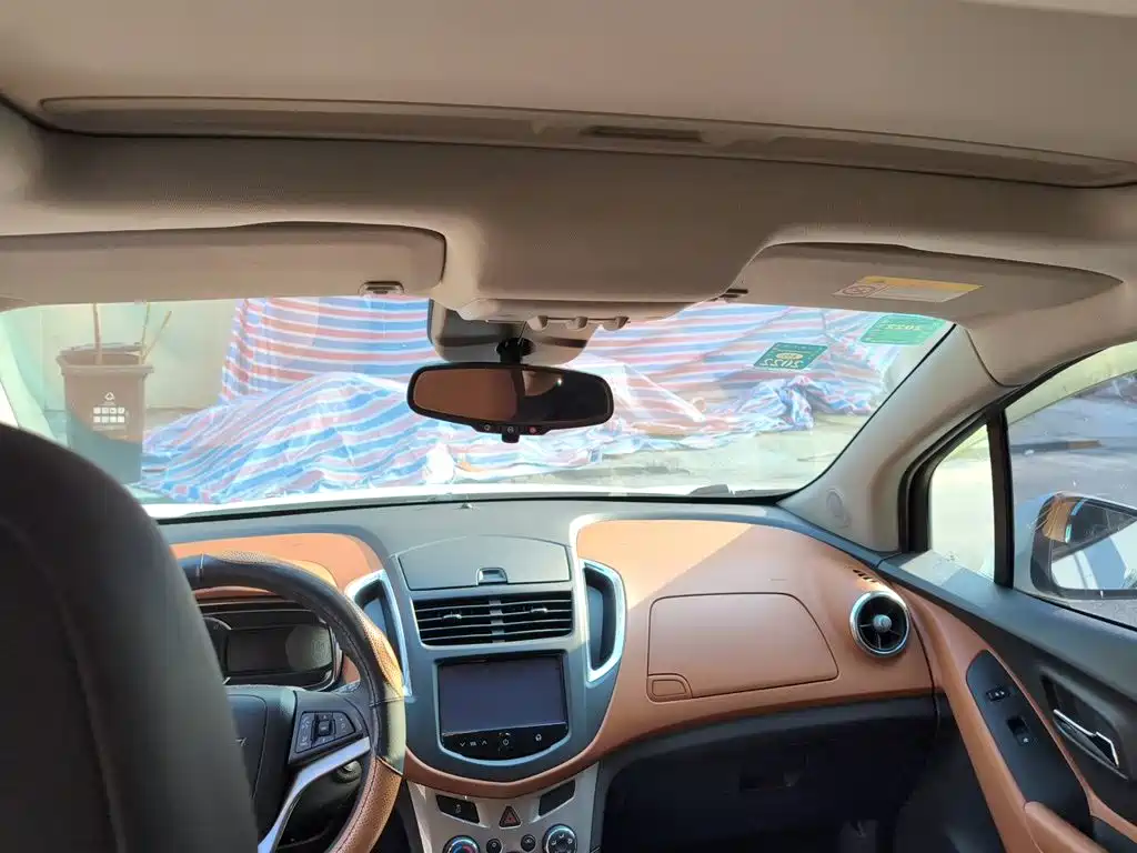 Chevrolet Trax — миниатюра 14