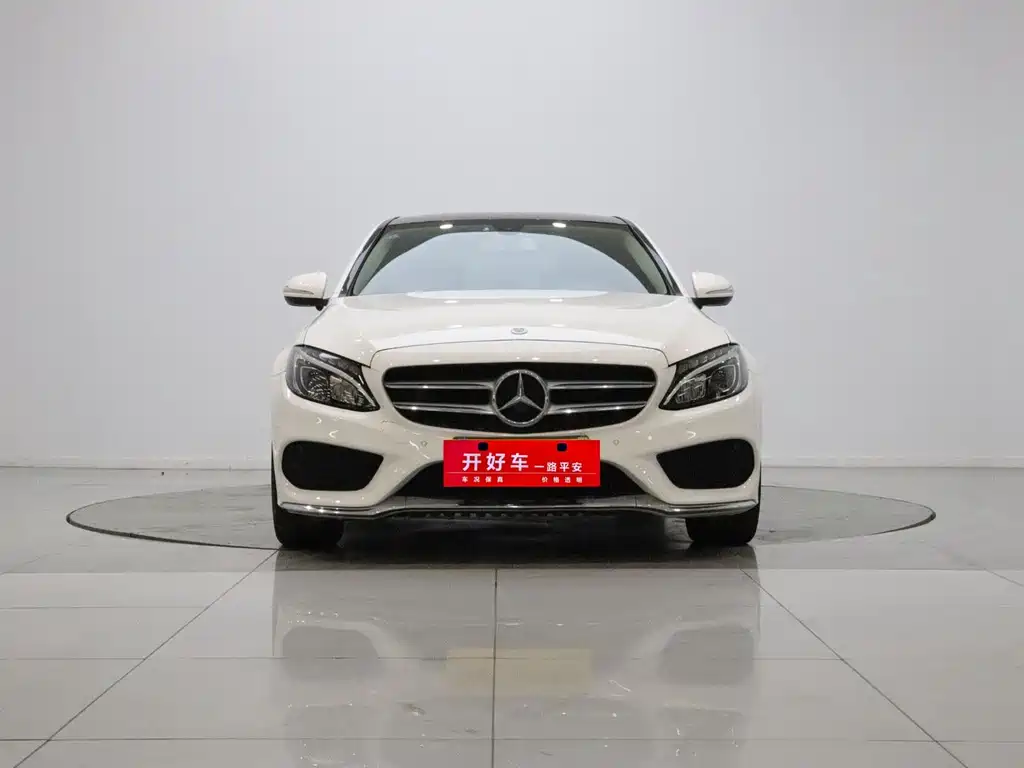 Mercedes-Benz C-Class — миниатюра 2
