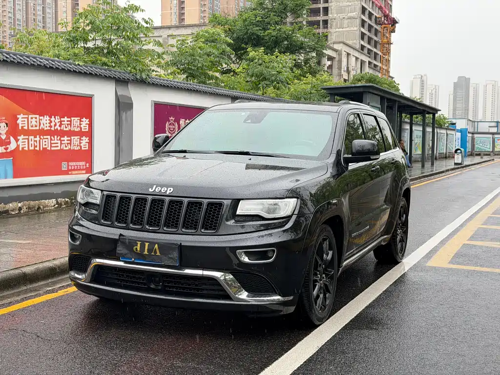 Jeep Grand Cherokee (Import) 2014