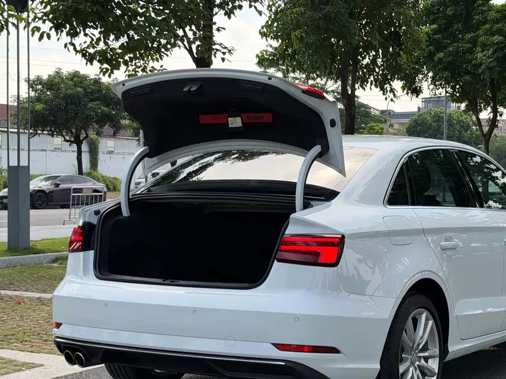 Audi A3 — миниатюра 10