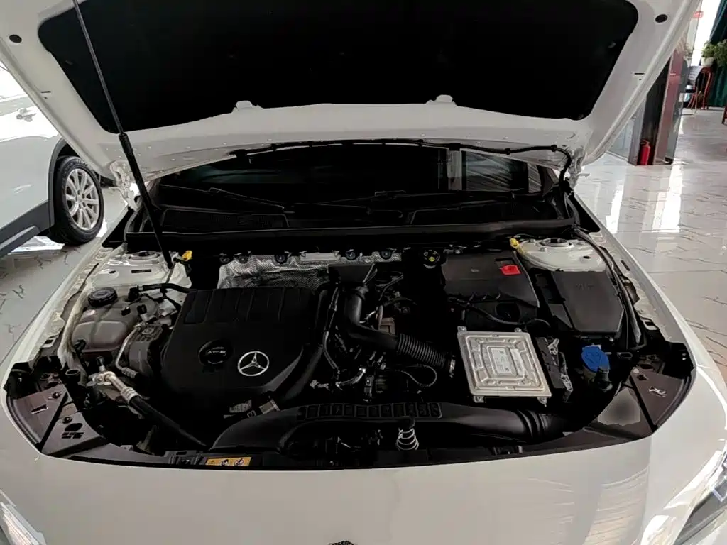 Mercedes-Benz CLA (Import) — миниатюра 20
