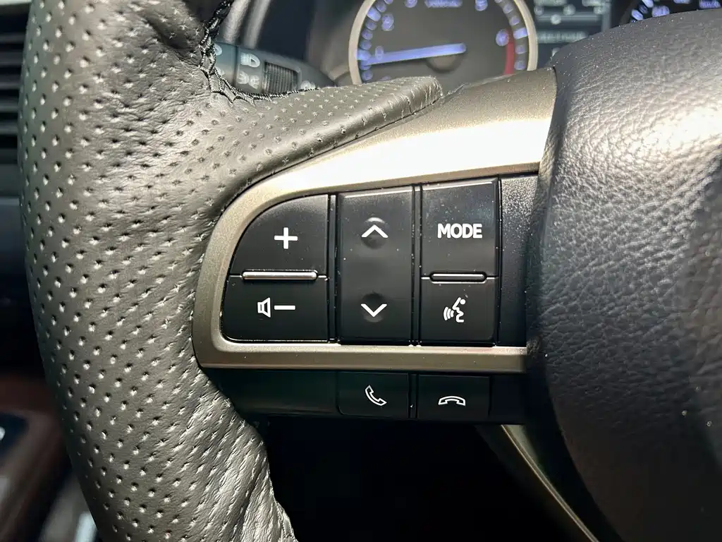 Lexus RX — миниатюра 12