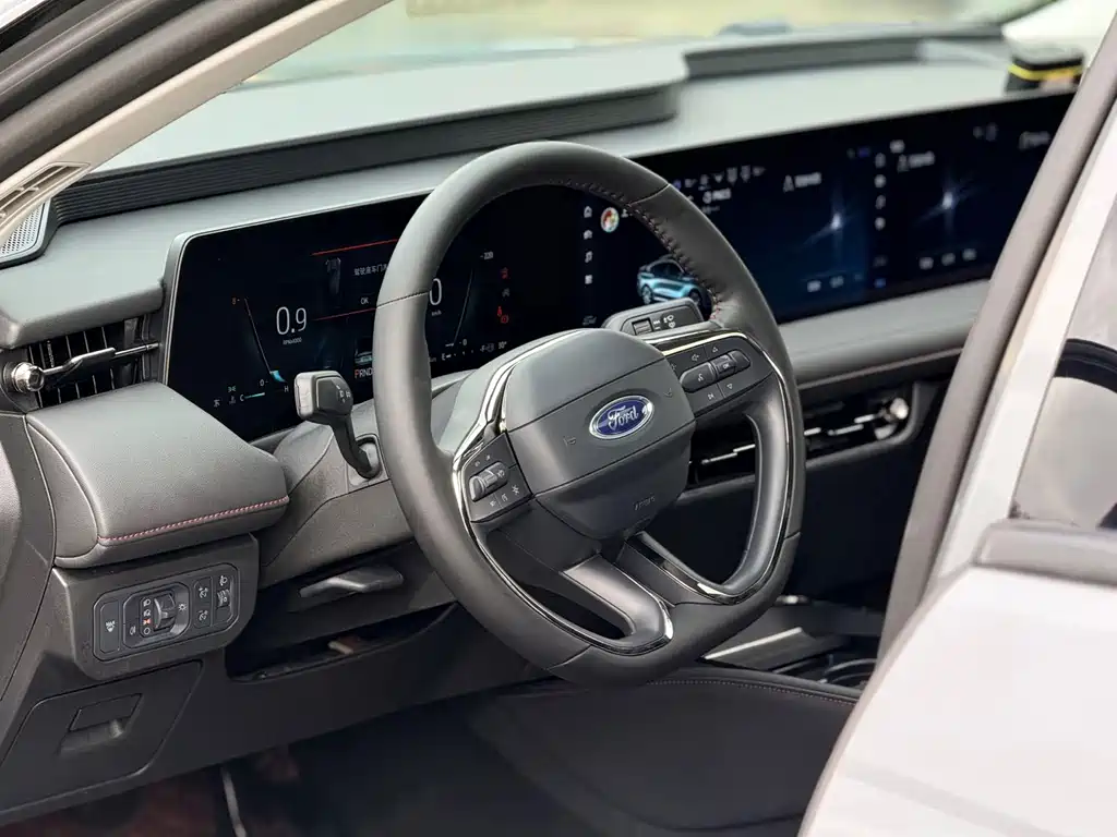 Ford Mondeo — миниатюра 10