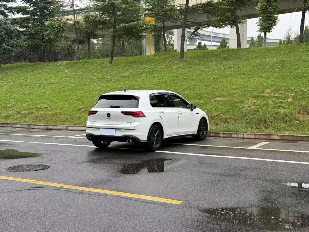 Volkswagen Golf — миниатюра 9