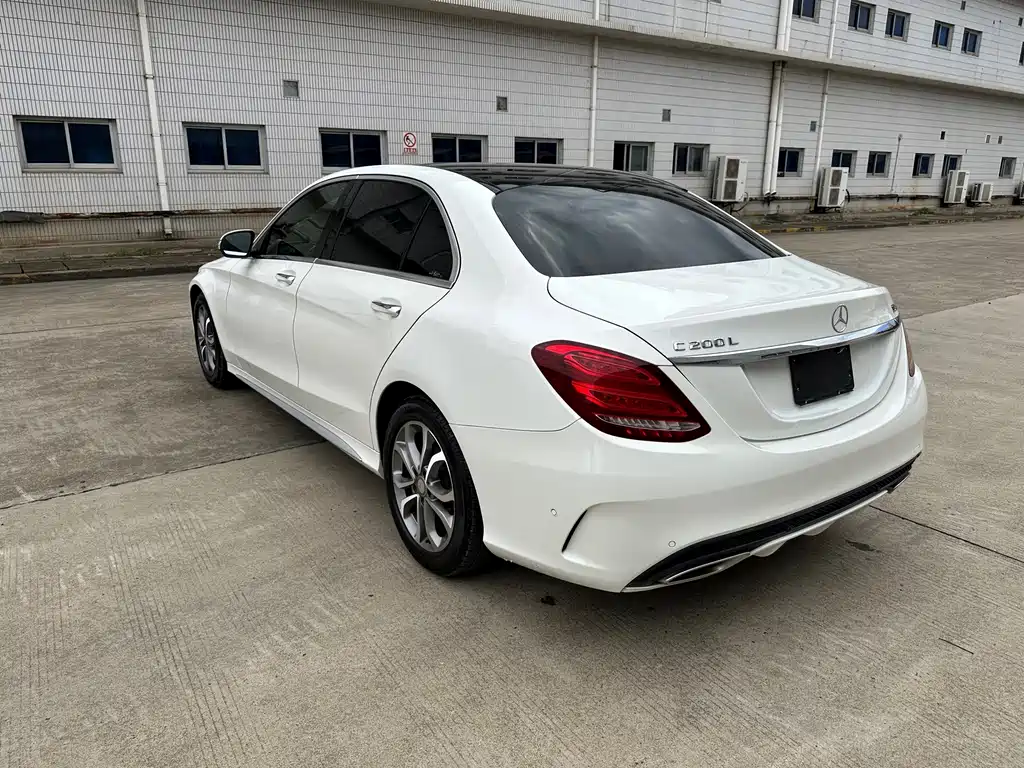 Mercedes-Benz C-Class — миниатюра 19