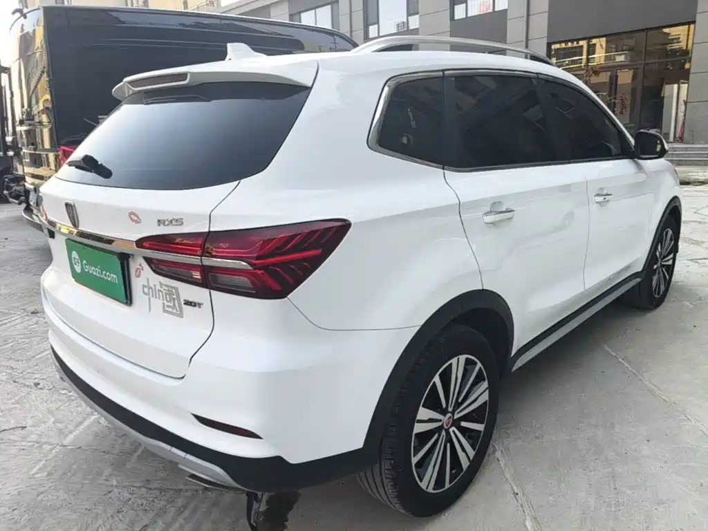 Roewe RX5 — миниатюра 7