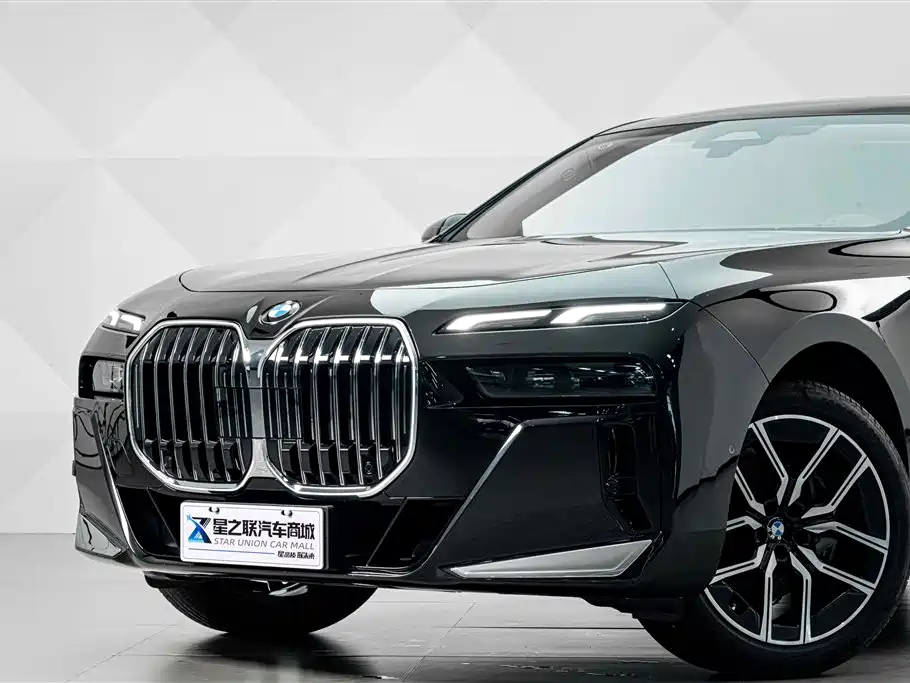 BMW 7 Series 7 2023 735Li M Sport