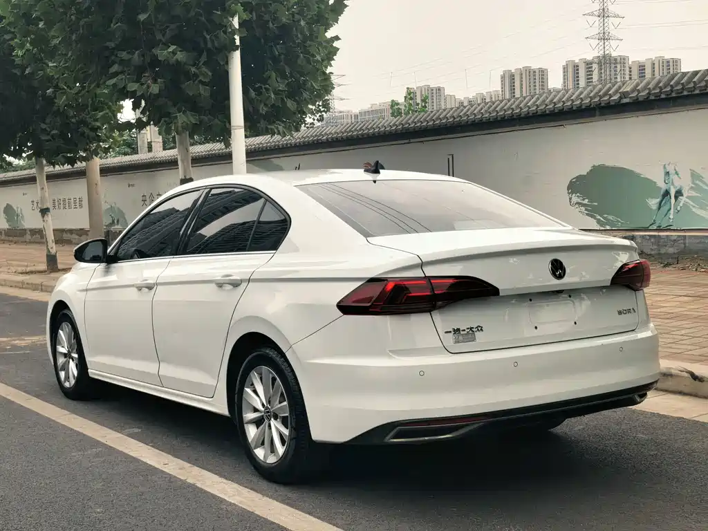 Volkswagen Bora — миниатюра 9