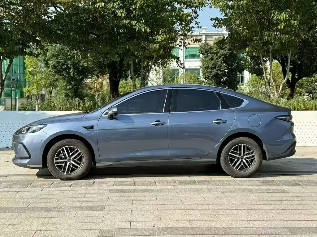 BYD Seal 05 DM-i — миниатюра 3