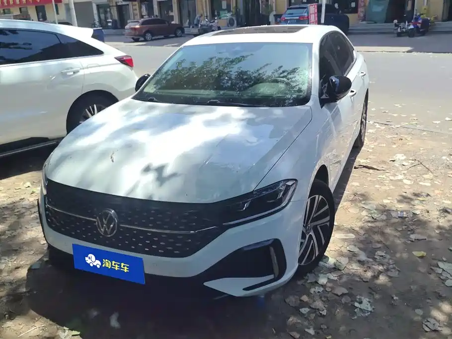 Купить Volkswagen Lavida