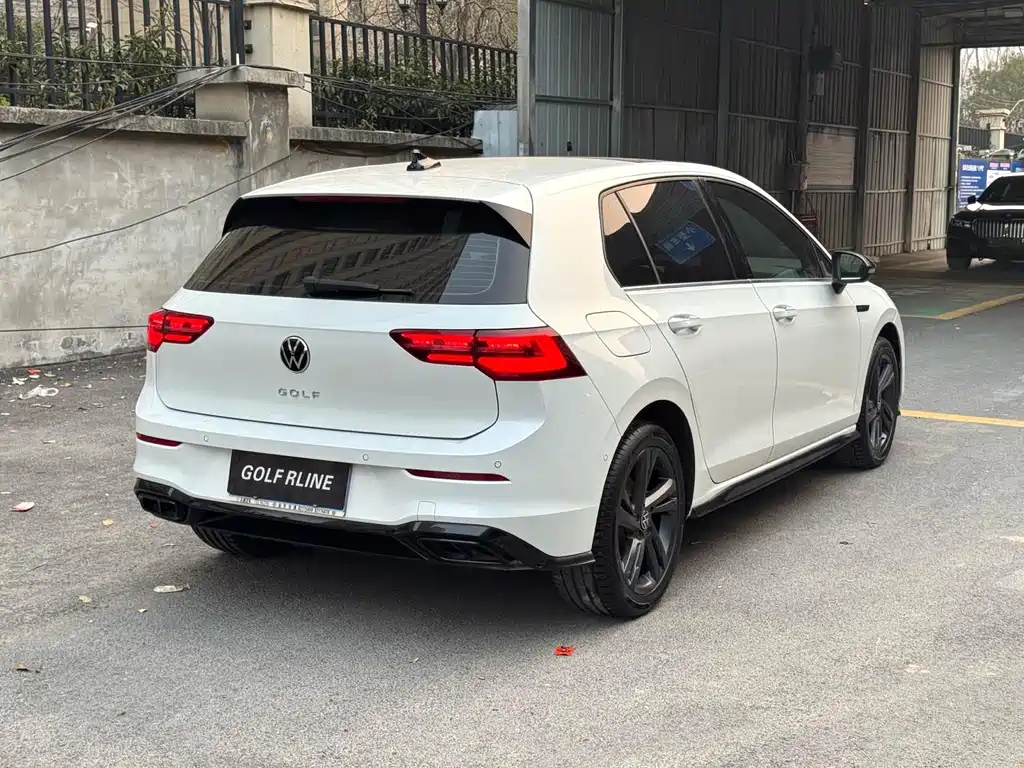 Volkswagen Golf — миниатюра 8