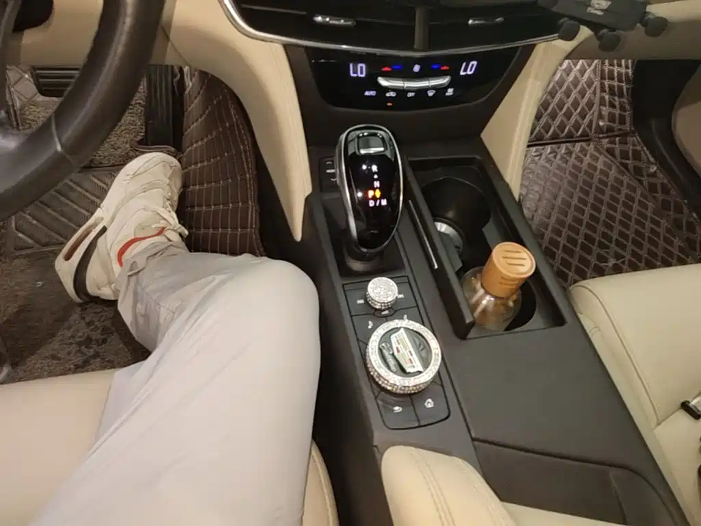 Cadillac CT6 — миниатюра 14