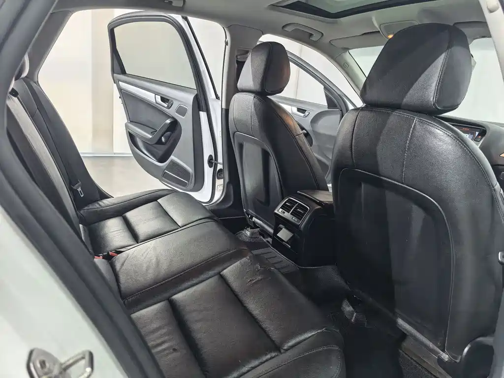 Audi A4L — миниатюра 9