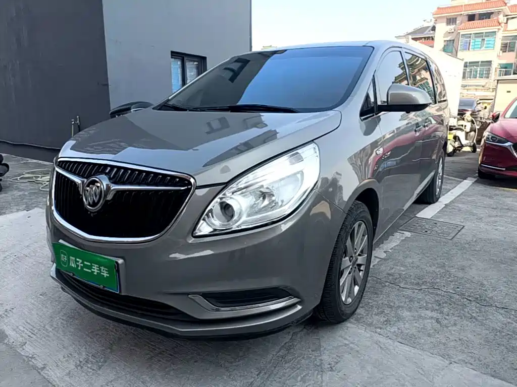 Buick GL8 — миниатюра 2