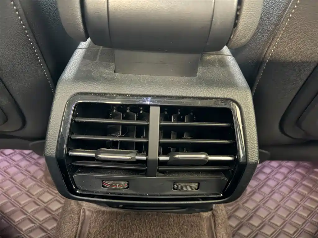 Audi Q3 — миниатюра 9