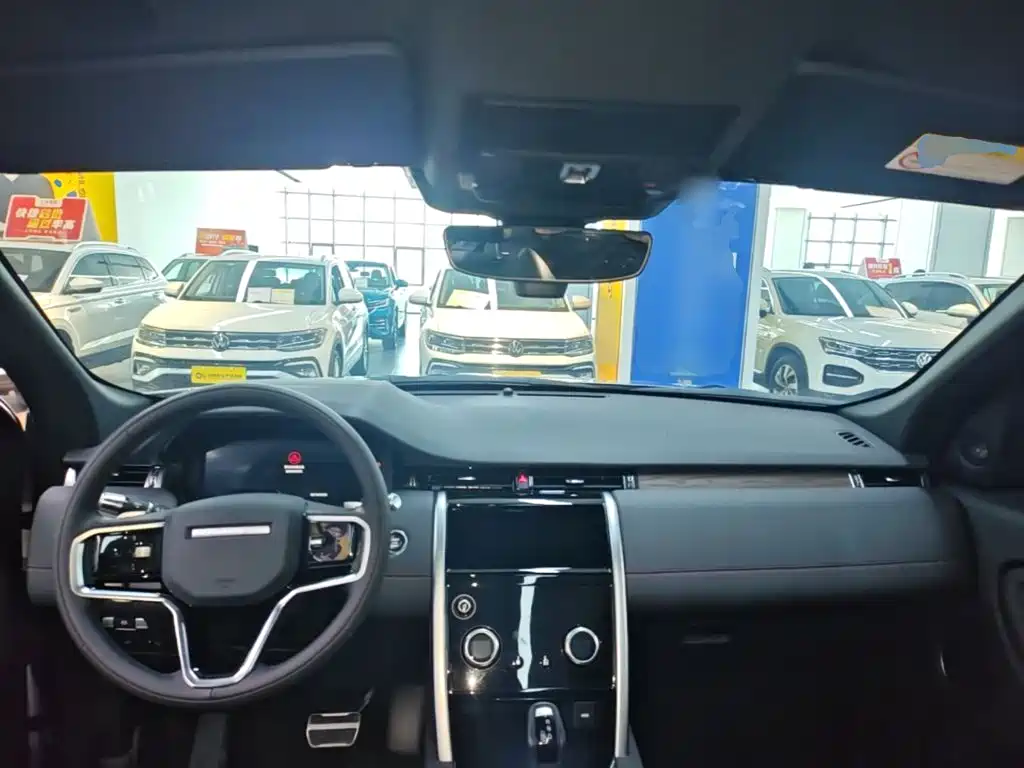 Land Rover Discovery Sport — миниатюра 10