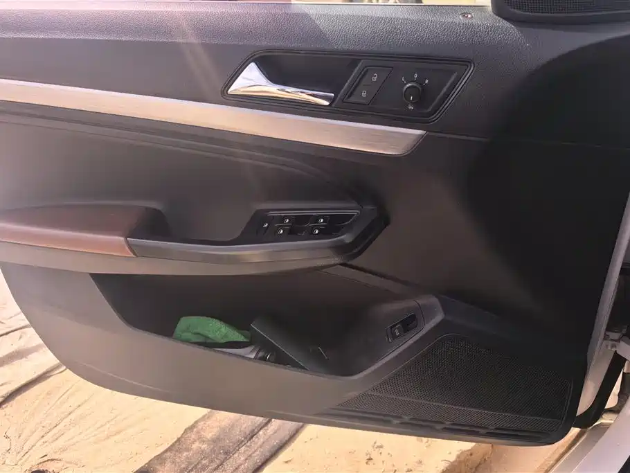 Volkswagen Lavida 2019 1.5L AT Comfort VI