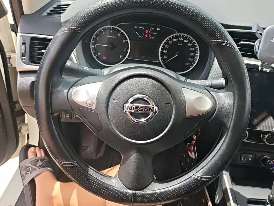 Nissan Sylphy — миниатюра 15