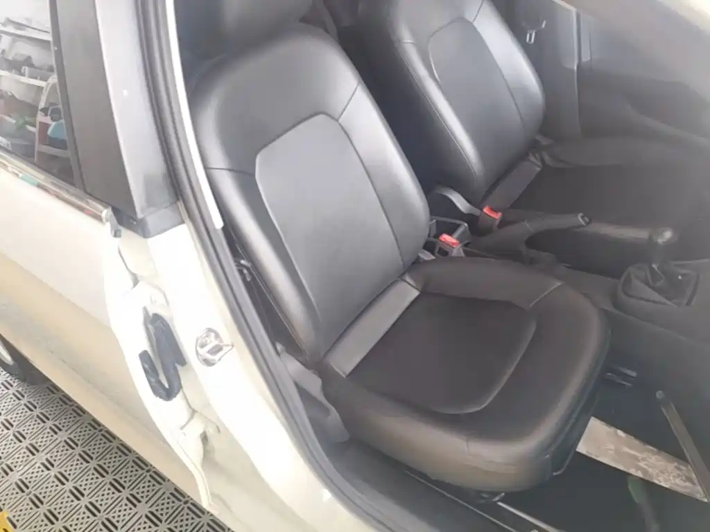 Volkswagen Jetta — миниатюра 25